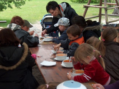 Dzien Matki i Dzien Dziecka z Radosnymi Maluchami w Choszczowce